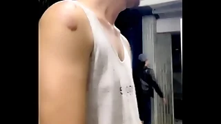 Toilet exposure&excl;